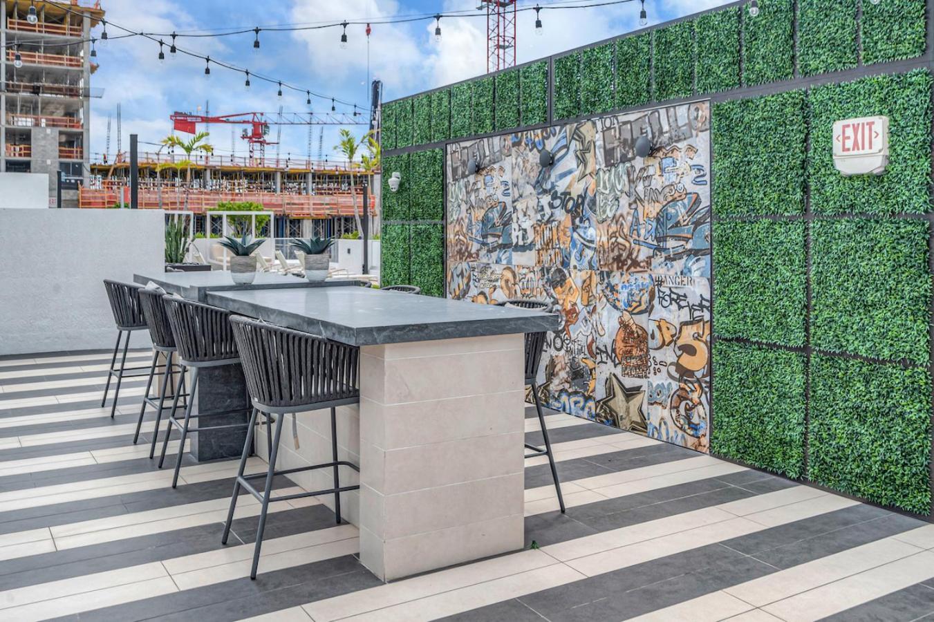 Amazing 3 Bed Unit In Dwntwn Miami With Free Parking Apartment Exterior photo