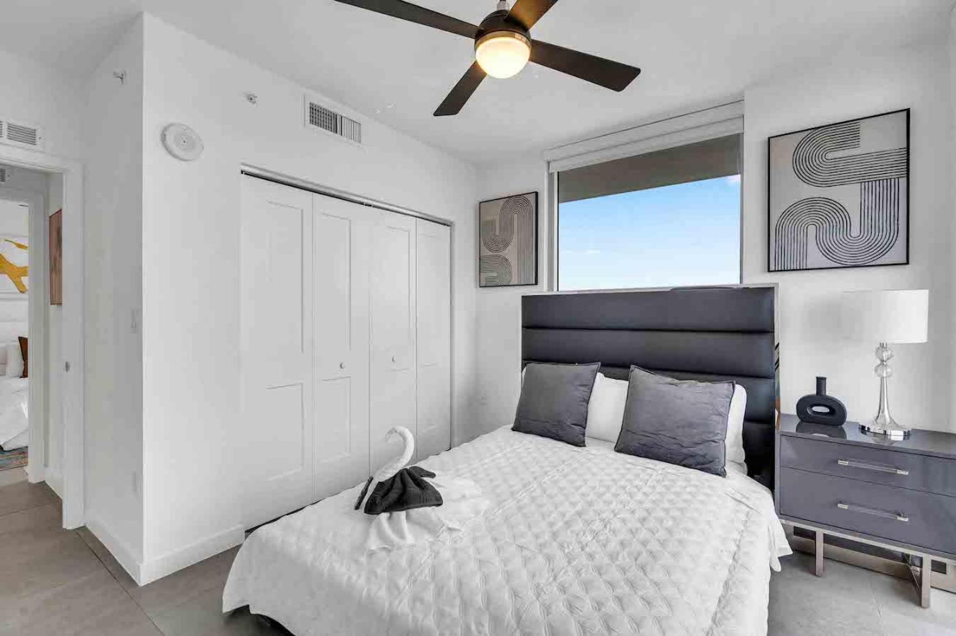 Amazing 3 Bed Unit In Dwntwn Miami With Free Parking Apartment Exterior photo